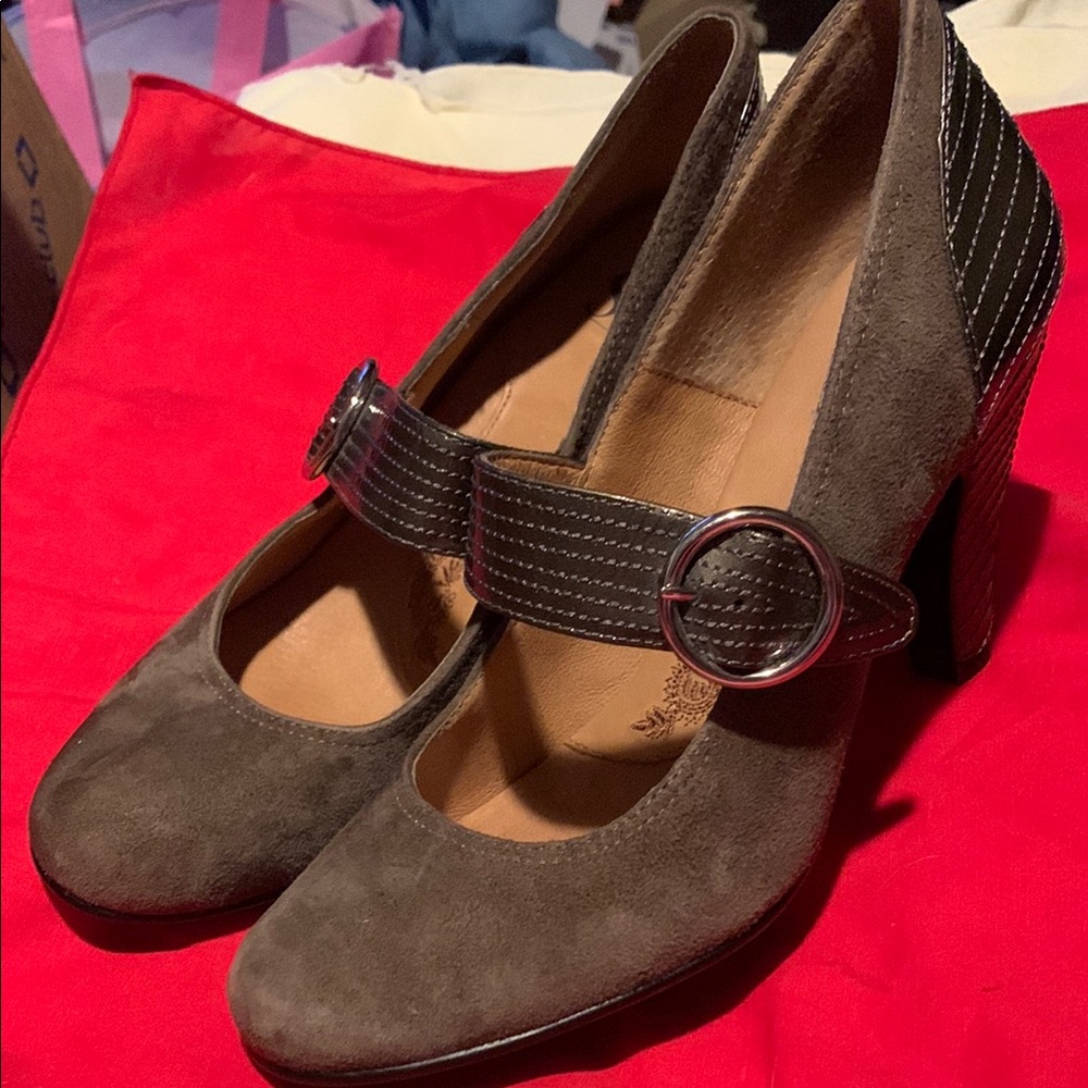 Sofft Brown Heels with Suede Finish and Strap Size 8M